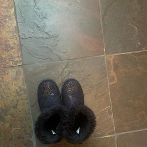 Cute toddler boots size 12